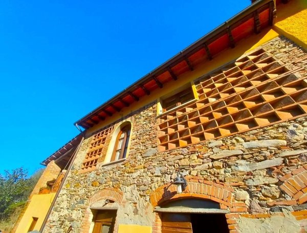 casale in vendita a Capannori