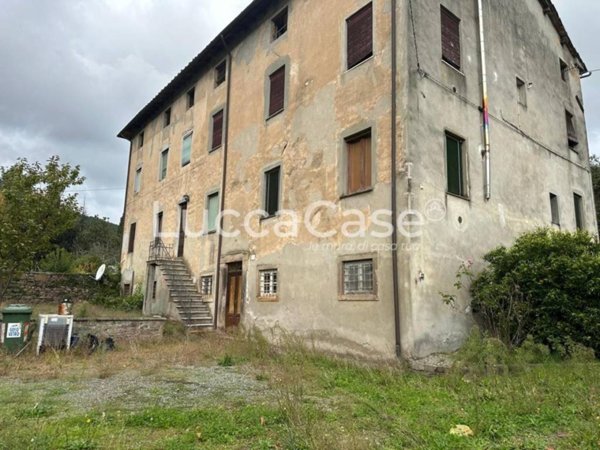 casa indipendente in vendita a Capannori