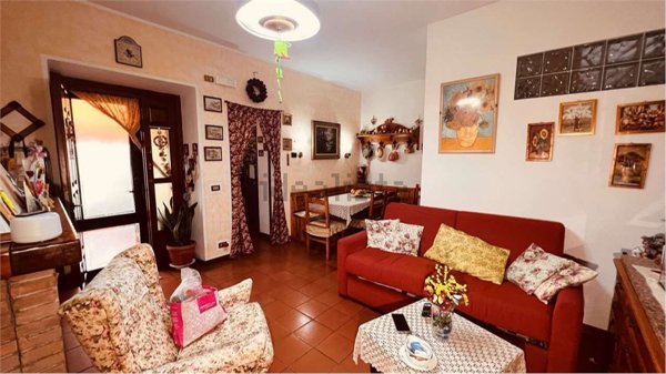 casa indipendente in vendita a Capannori