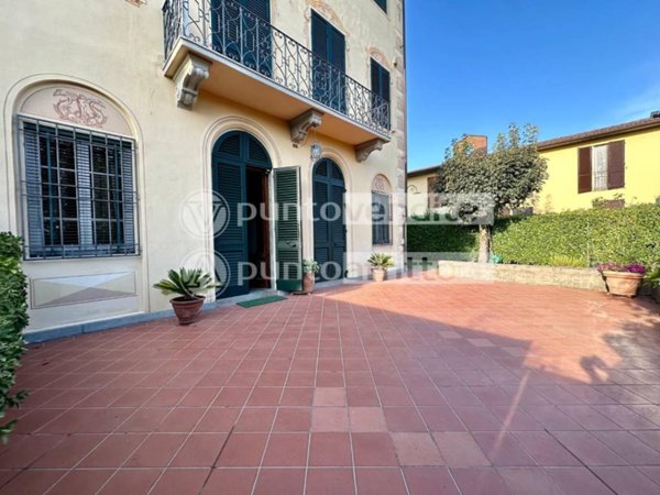 casa indipendente in vendita a Capannori in zona Marlia