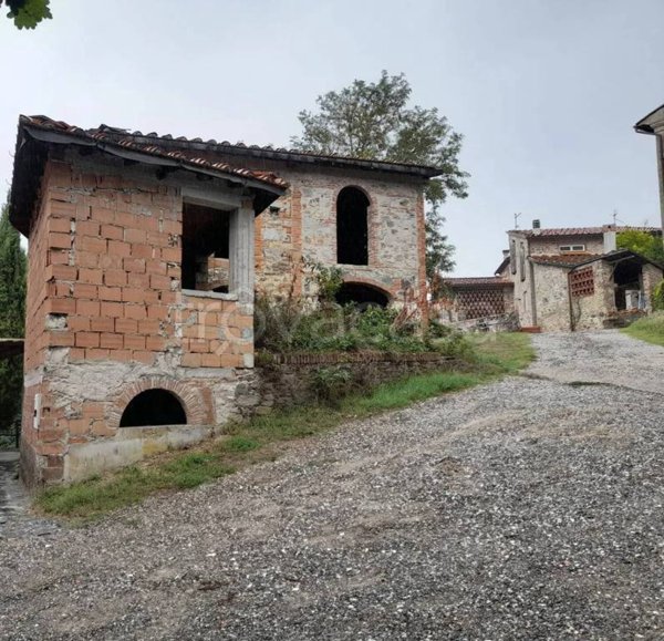 casa indipendente in vendita a Capannori