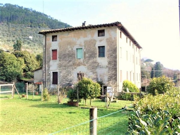 casa indipendente in vendita a Capannori