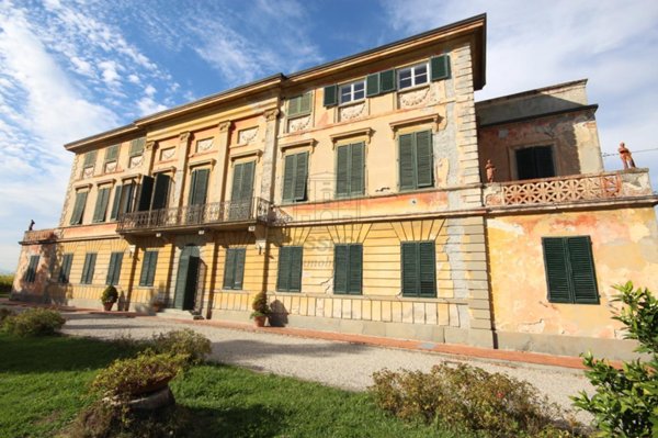 villa in vendita a Capannori