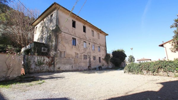 casa indipendente in vendita a Capannori