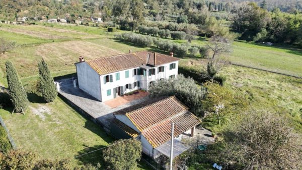 casa indipendente in vendita a Capannori