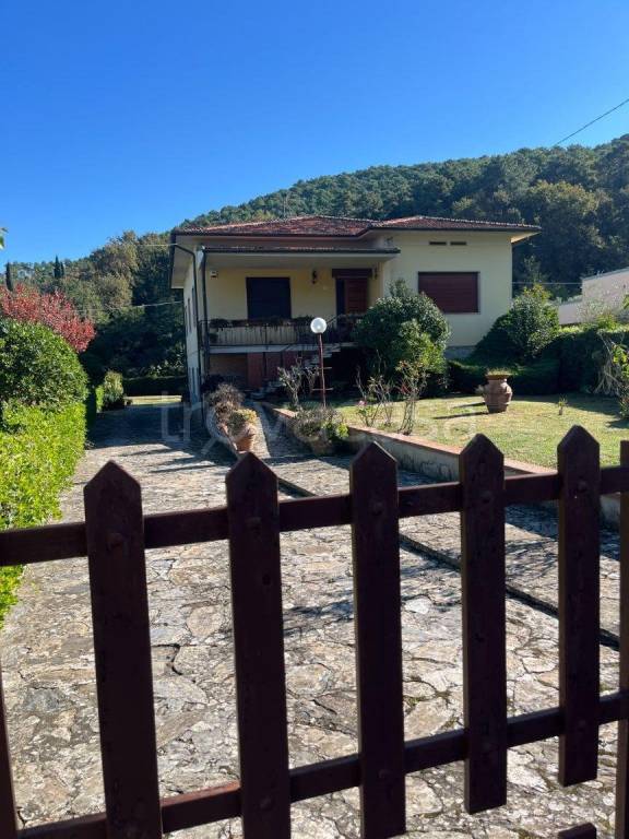 casa indipendente in vendita a Capannori