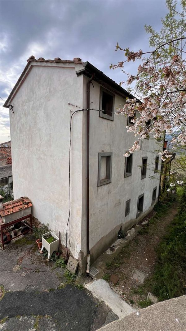 casa indipendente in vendita a Capannori