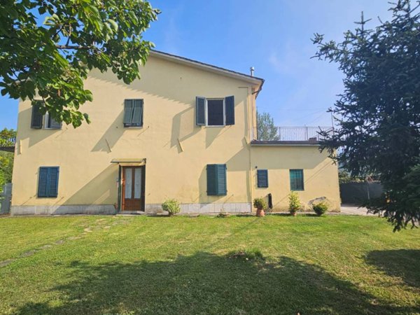 casa indipendente in vendita a Capannori