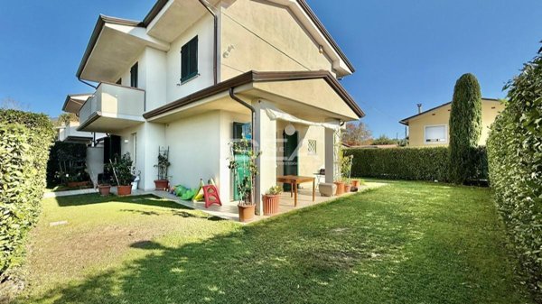 casa indipendente in vendita a Capannori