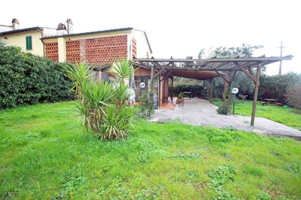 casa indipendente in vendita a Capannori