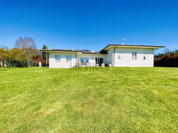 casa indipendente in vendita a Capannori in zona Marlia