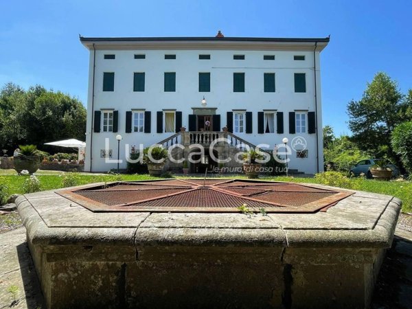 casa indipendente in vendita a Capannori