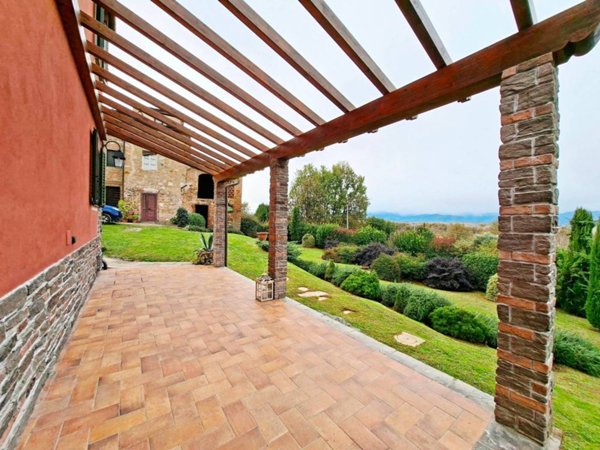 casa indipendente in vendita a Capannori