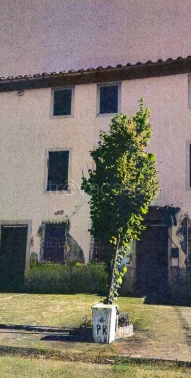 appartamento in vendita a Capannori in zona Segromigno in Monte