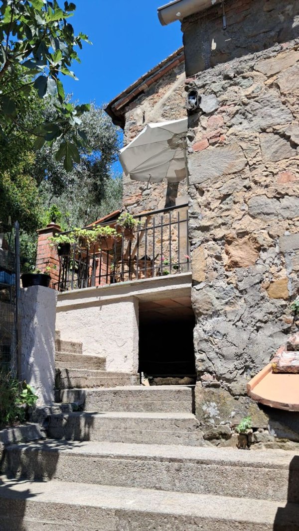 casale in vendita a Capannori in zona Marlia