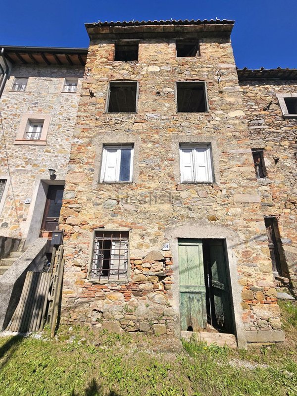 casa indipendente in vendita a Capannori
