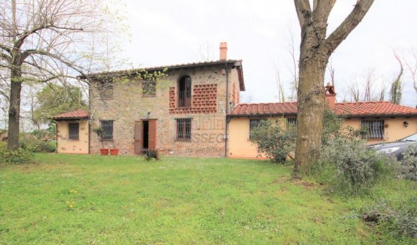 casa indipendente in vendita a Capannori