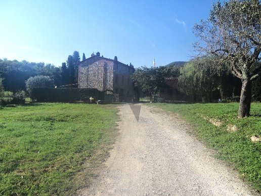 casale in vendita a Capannori in zona Castelvecchio di Compito