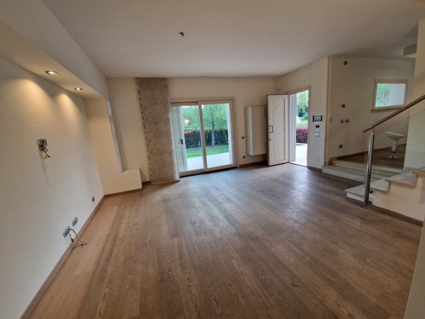 casa indipendente in vendita a Capannori in zona Guamo