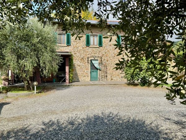 casa indipendente in vendita a Capannori