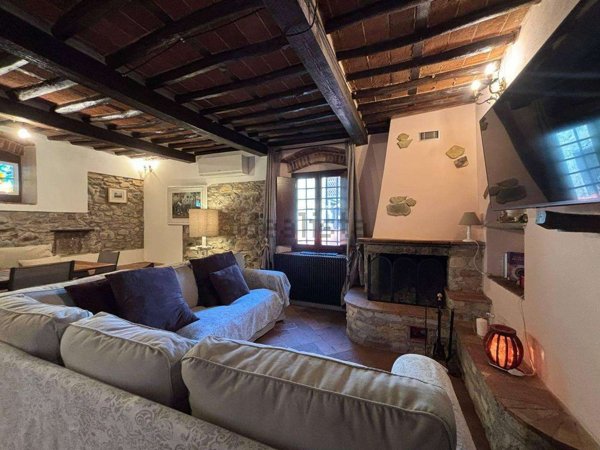 casale in vendita a Capannori