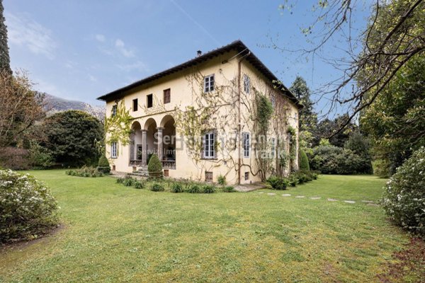 casa indipendente in vendita a Capannori