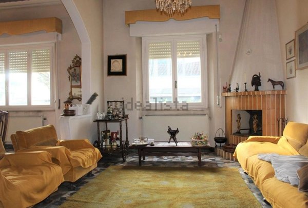 casa indipendente in vendita a Capannori in zona Lunata