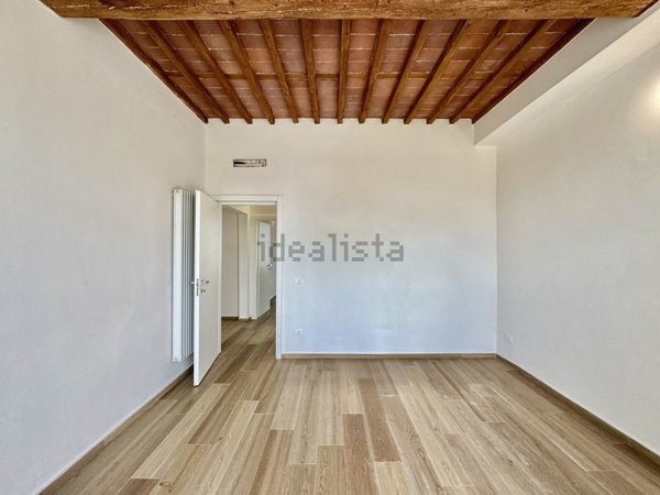 appartamento in vendita a Capannori in zona Lunata