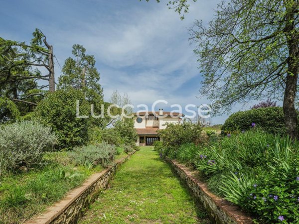 casa indipendente in vendita a Capannori