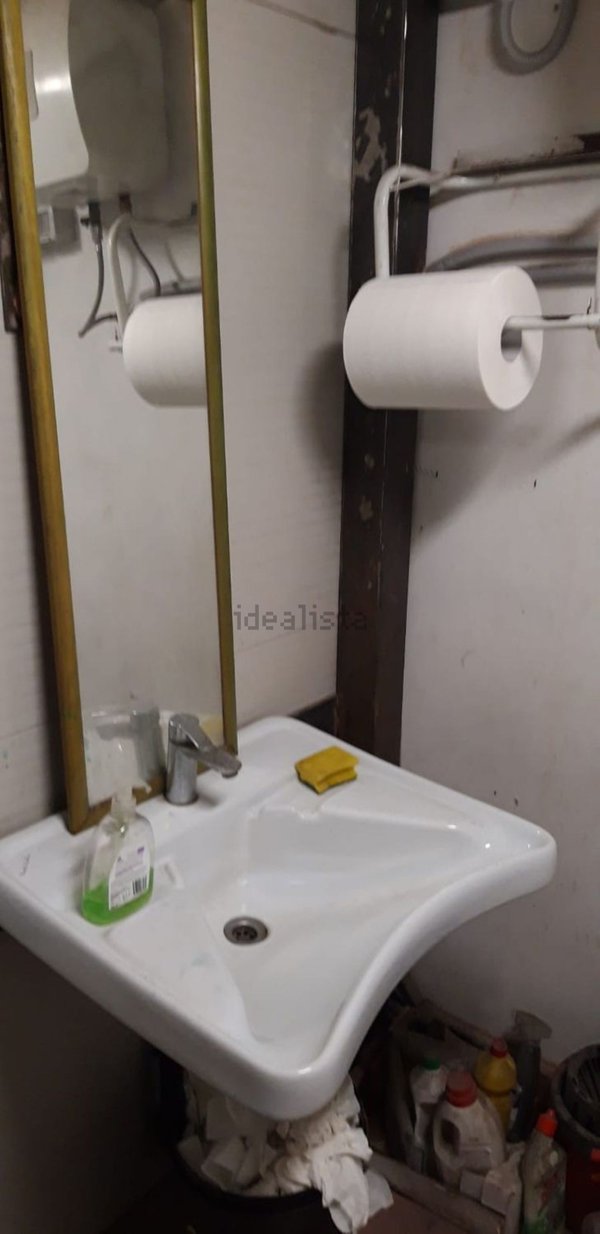 locale di sgombero in vendita a Capannori