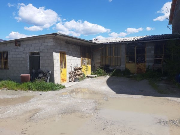 capannone in vendita a Capannori