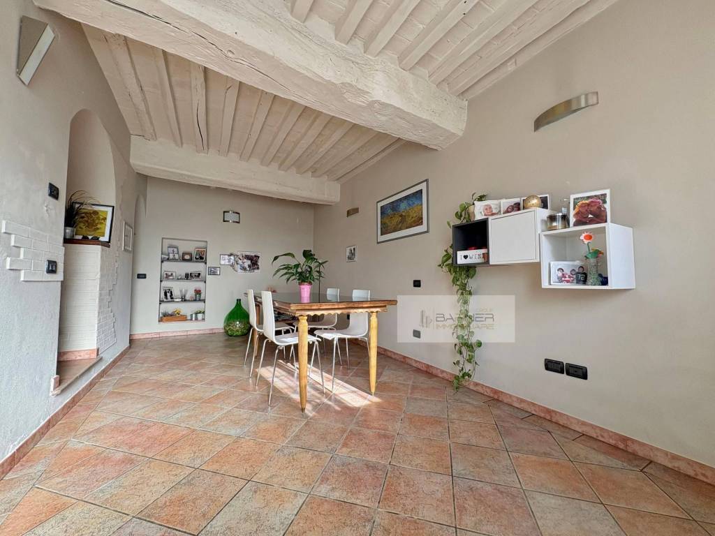 casa indipendente in vendita a Capannori