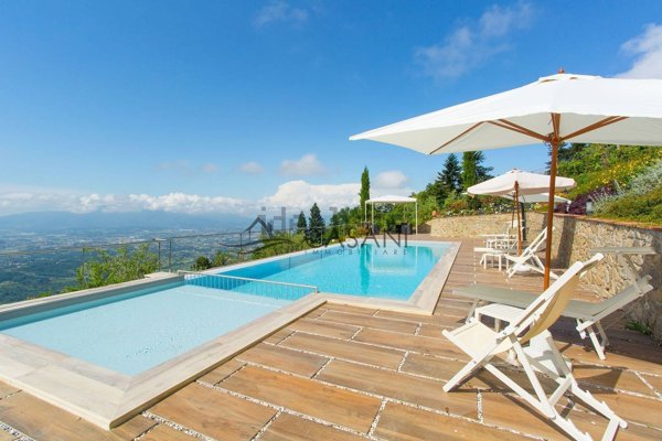 casa indipendente in vendita a Capannori