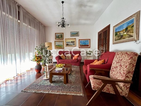 casa indipendente in vendita a Capannori in zona Lammari