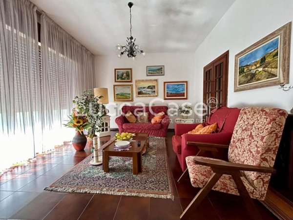 casa indipendente in vendita a Capannori in zona Lammari