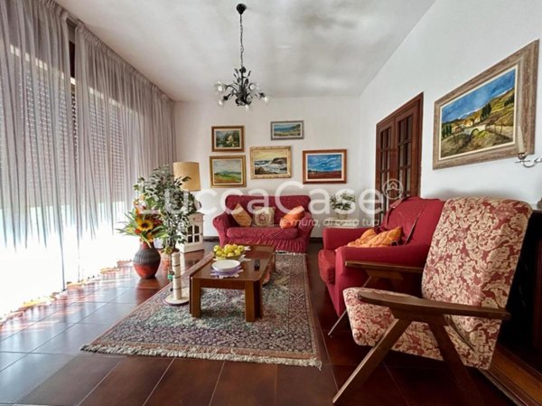 casa indipendente in vendita a Capannori in zona Lammari