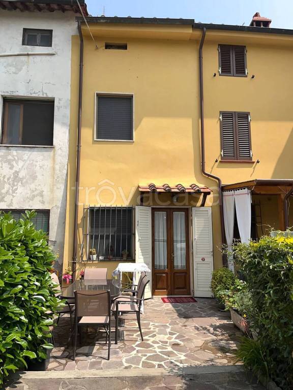 casa indipendente in vendita a Capannori