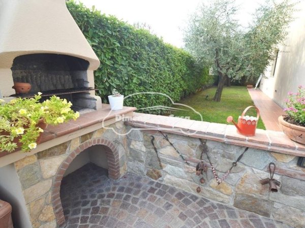 casa indipendente in vendita a Capannori