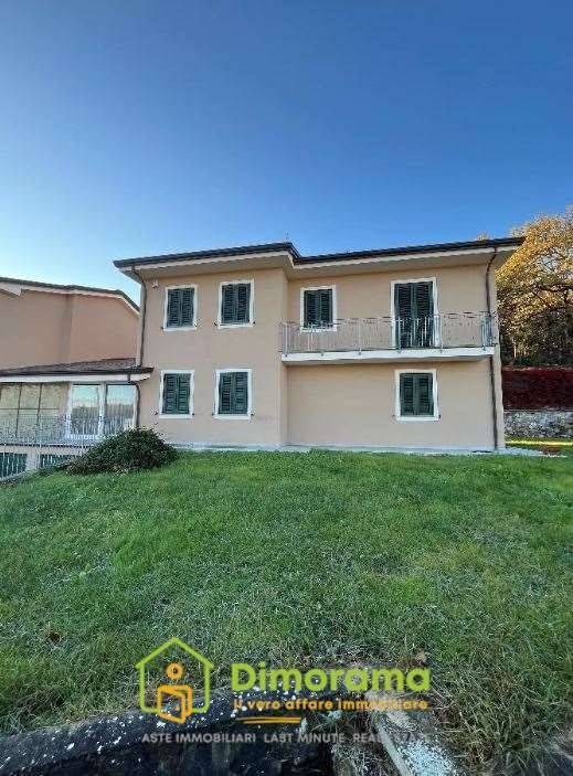 casa indipendente in vendita a Capannori