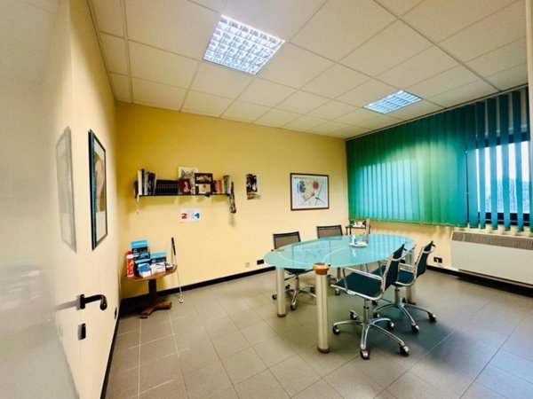 ufficio in vendita a Capannori