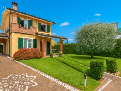 casa indipendente in vendita a Capannori