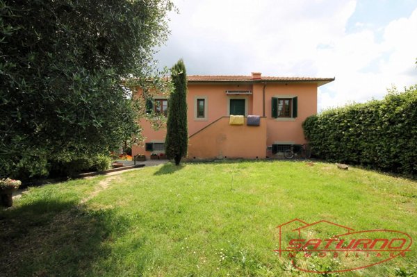 casa indipendente in vendita a Capannori in zona Marlia