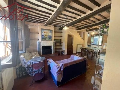 casa indipendente in vendita a Capannori