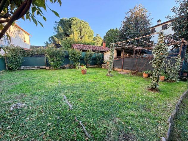 casa indipendente in vendita a Capannori