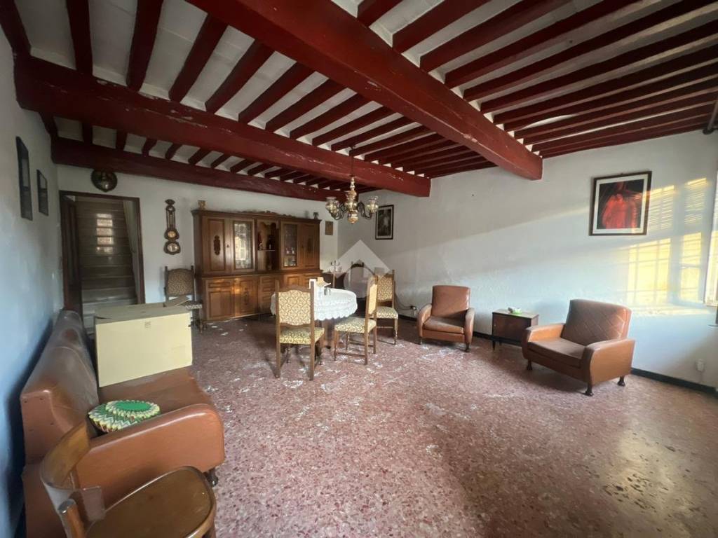 casa indipendente in vendita a Capannori