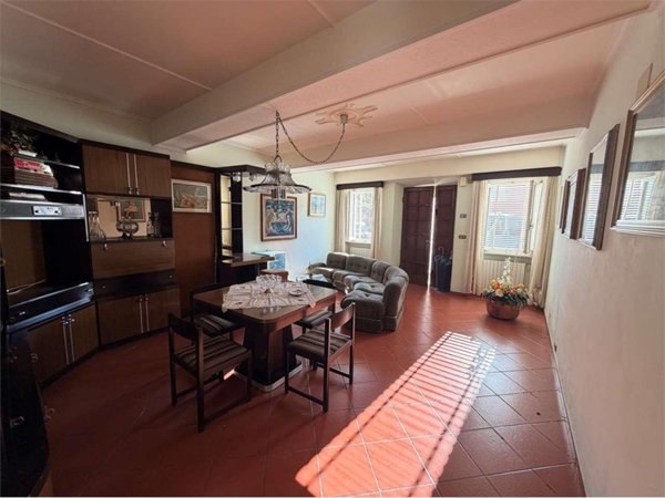 casa indipendente in vendita a Capannori in zona Lammari