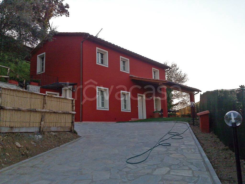 casale in vendita a Capannori in zona Guamo