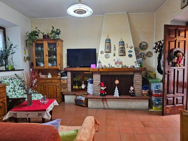 casa indipendente in vendita a Capannori