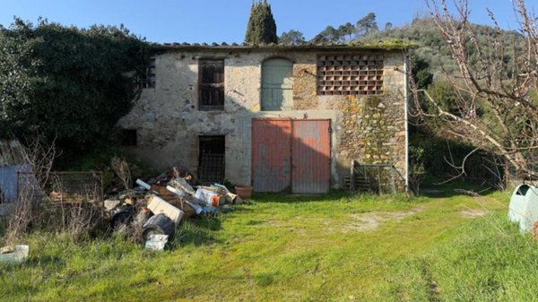 casa semindipendente in vendita a Capannori
