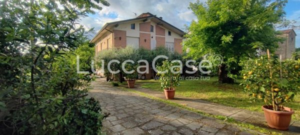 casa indipendente in vendita a Capannori